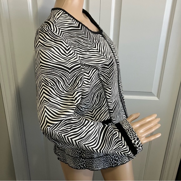 Zoe | Black & White Zebra prints Lightweight Jacket - Picture 2 of 9